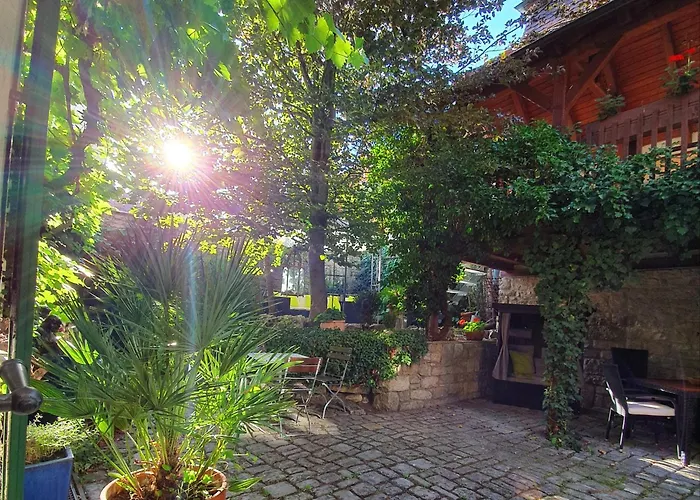 & Restaurant Sonnenhoefle מלון