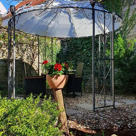 Hotel & Restaurant Sonnenhoefle Sommerhausen