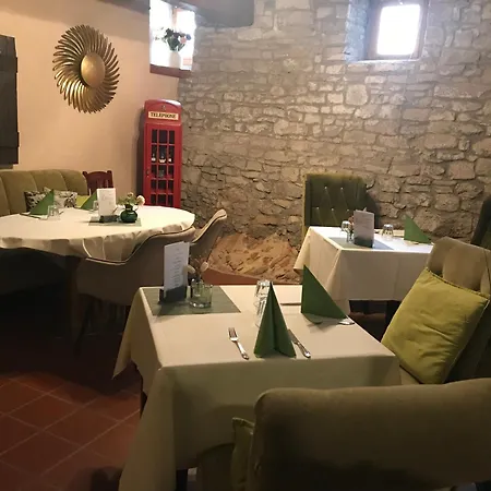 & Restaurant Sonnenhoefle 3* Sommerhausen